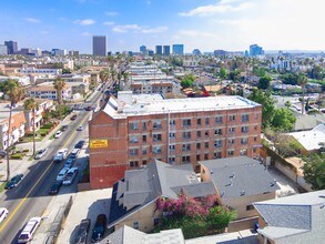 849 S Oxford Ave in Los Angeles, CA - Foto de edificio - Building Photo