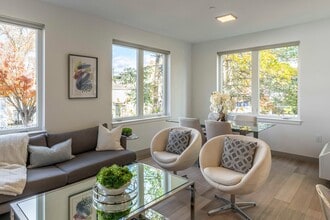 Wilton Center Lofts in Wilton, CT - Foto de edificio - Building Photo