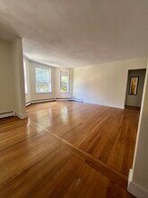 306 Tappan St, Unit 3 in Brookline, MA - Building Photo - Building Photo