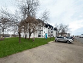 Kleisinger 45 in Regina, SK - Building Photo