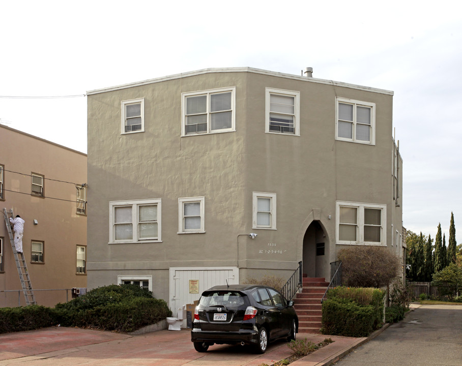 1535 Everett St in Alameda, CA - Foto de edificio