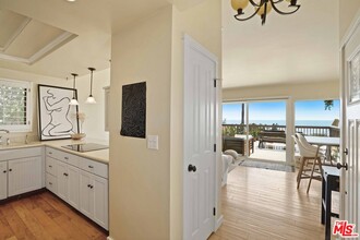 11815 Ellice St in Malibu, CA - Building Photo - Building Photo