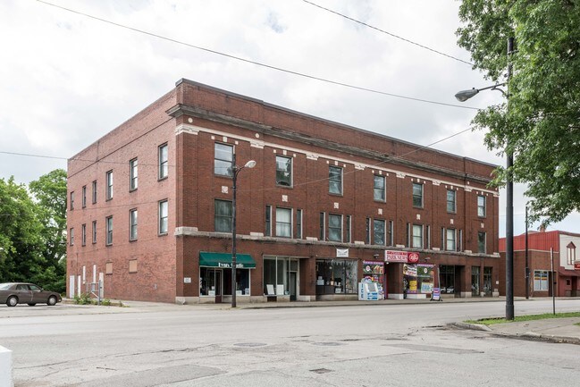 4904-4916 Main Ave
