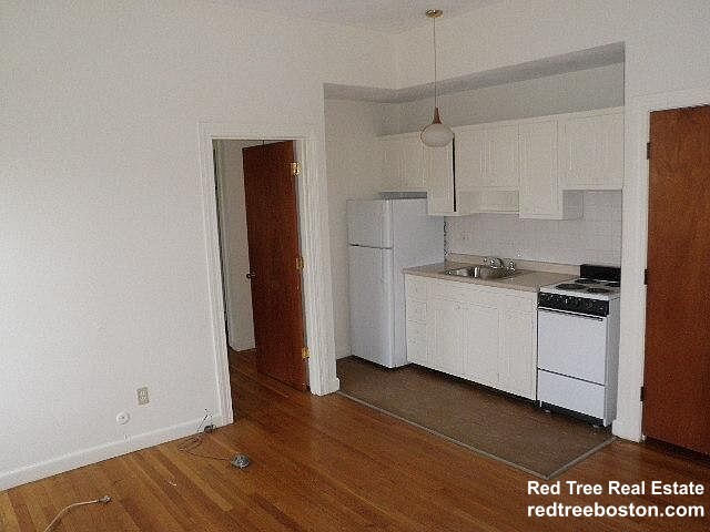 property at 1315 Commonwealth Ave