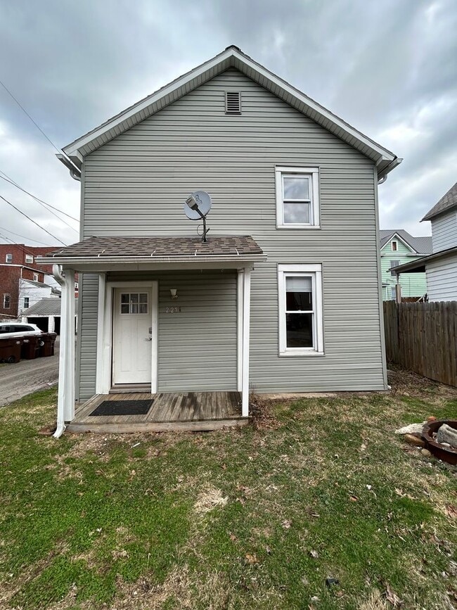 property at 221 1/2 Grace St