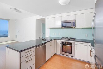 338 Spear St in San Francisco, CA - Building Photo - Building Photo