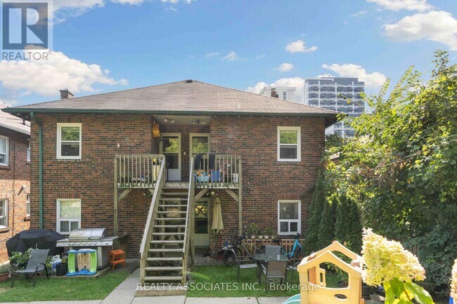 162 Millwood Rd in Toronto, ON - Building Photo - Building Photo