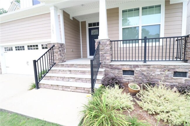 1585 Tice Hurst Ln in Apex, NC - Building Photo - Building Photo
