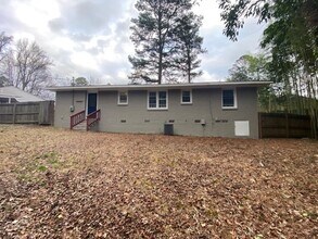 755 Harwyn Dr in Charlotte, NC - Building Photo - Building Photo