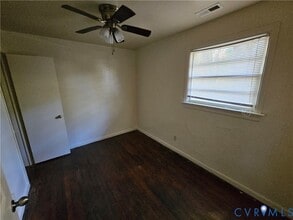 12309 Grove Pl in Chester, VA - Building Photo - Building Photo