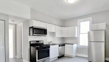 3758 W McLean Ave in Chicago, IL - Building Photo - Building Photo