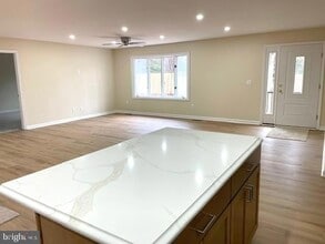 14589 Kings Hwy in King George, VA - Building Photo - Building Photo