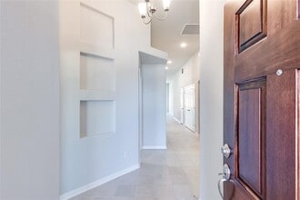 325 Diamondleaf Dr in Buda, TX - Building Photo - Building Photo