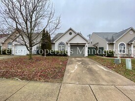 4202 Shadwell Dr in Evansville, IN - Building Photo