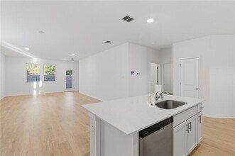 465 Brooks Ranch Dr in Kyle, TX - Building Photo - Building Photo