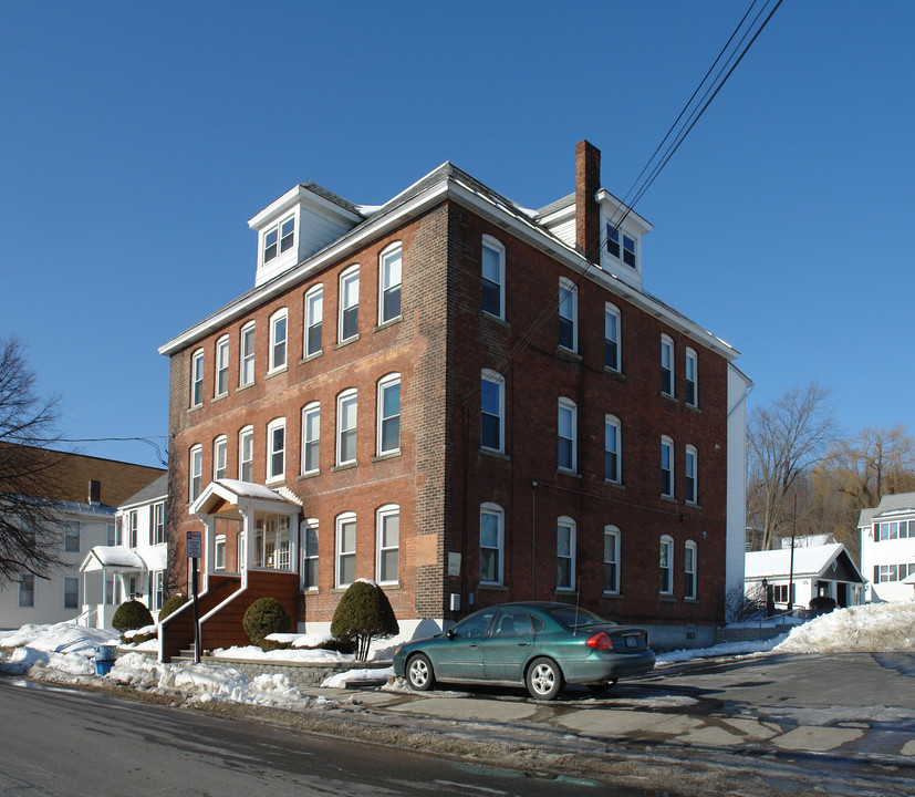 216-218 Saratoga Ave in Mechanicville, NY - Building Photo