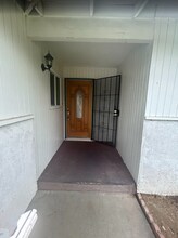 7001 College Ave in Bakersfield, CA - Building Photo - Building Photo