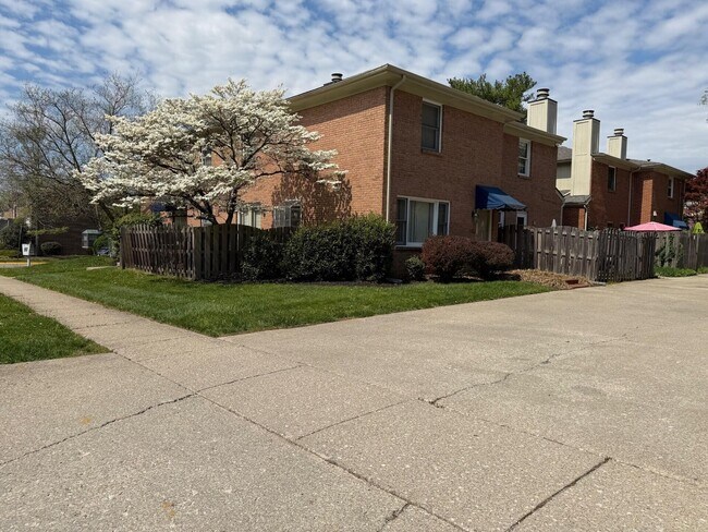 property at 1100 Turkey Foot Rd