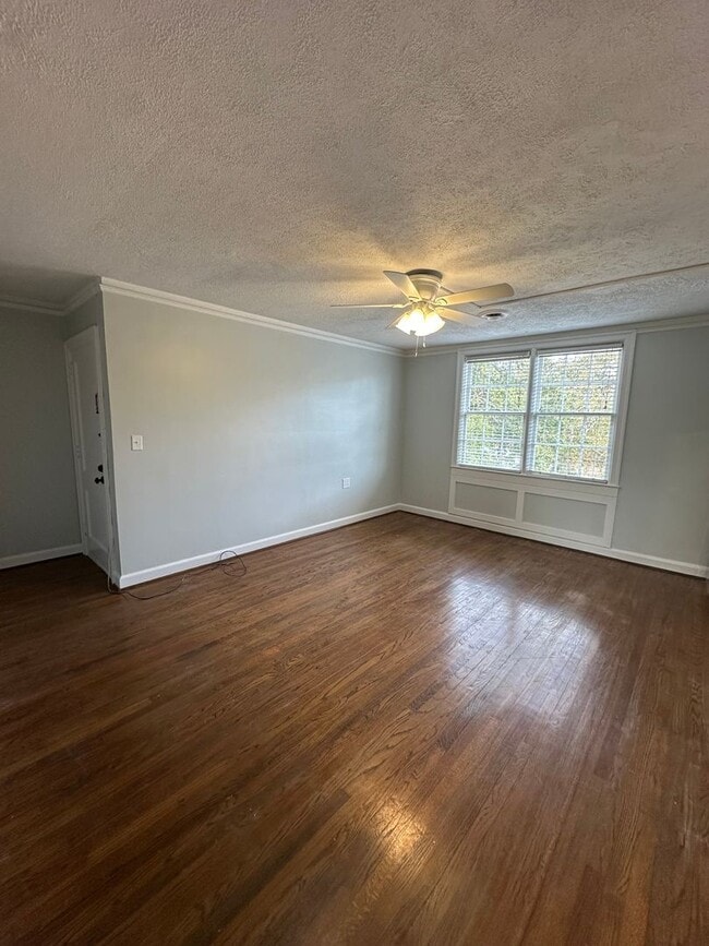 2940 Oleander Dr in Wilmington, NC - Building Photo - Building Photo