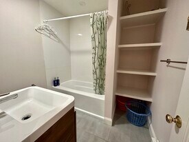 122 D St, Unit 1 in Boston, MA - Building Photo