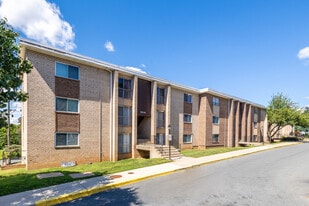 Gaitherhouse Apartments in Gaithersburg, MD - Building Photo