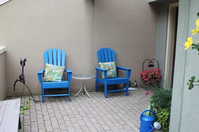 107 Wintergreen Pl in Blue Mountains, ON - Building Photo - Building Photo