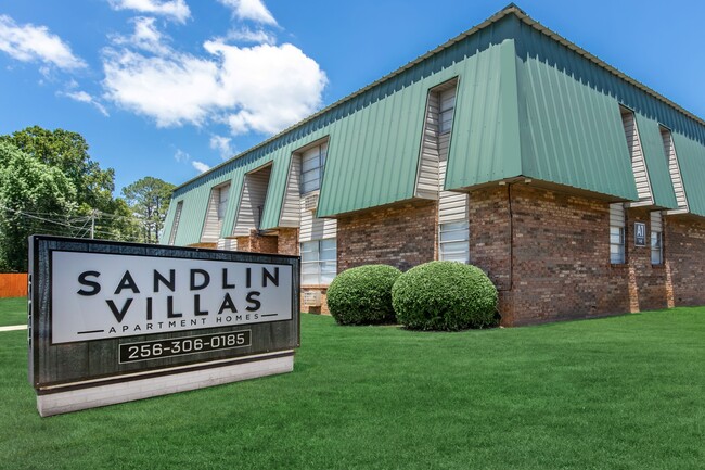 Sandlin Villas Apartments in Decatur, AL - Building Photo - Building Photo