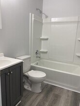 6309 E Piccadilly Rd in Muncie, IN - Building Photo - Building Photo