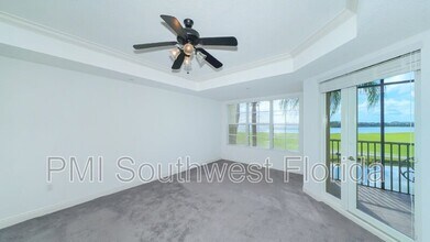 6438 Water Crest Way in Bradenton, FL - Building Photo - Building Photo