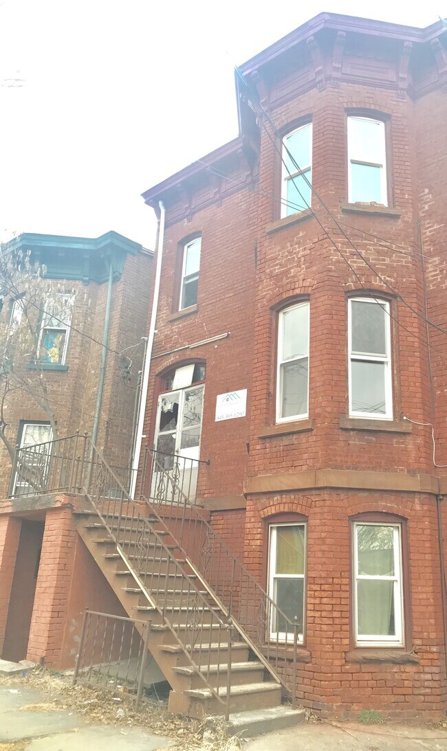 52 Benkard Ave Rentals in Newburgh, NY