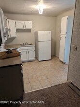 718 Boulevard Ave in Dickson City, PA - Building Photo - Building Photo