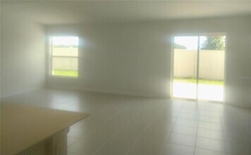 2950 Pennachio Dr in Lake Wales, FL - Foto de edificio - Building Photo