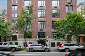 169 E 78th St in New York, NY - Building Photo - Building Photo