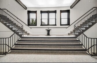 72 Boisvert St, Unit 7 in Lowell, MA - Foto de edificio - Building Photo