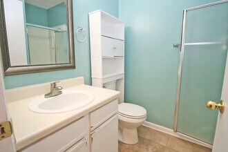 618 Hulon Ln in West Columbia, SC - Building Photo - Building Photo