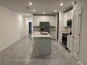 4230 Mountain Laurel Ln in Kissimmee, FL - Building Photo - Building Photo