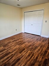 1525 Raspberry Ct in Edison, NJ - Building Photo - Building Photo