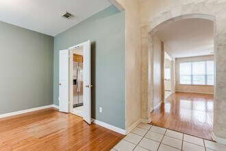 6518 Amber Oak in San Antonio, TX - Building Photo - Building Photo