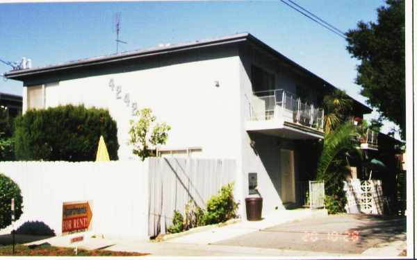 4242 Arch Dr in Studio City, CA - Building Photo - Building Photo