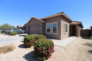 3809 S 64th Ln in Phoenix, AZ - Building Photo