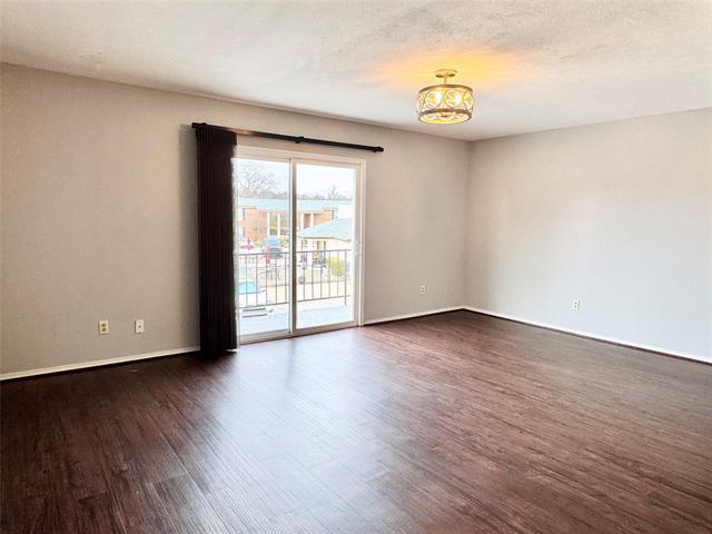 4014 Ridglea Country Club Dr in Benbrook, TX - Building Photo - Building Photo