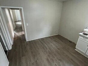 3216 Roberts St in Kansas City, MO - Building Photo - Building Photo