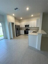 10199 Trumpet Honeysuckle Wy in San Antonio, FL - Building Photo - Building Photo