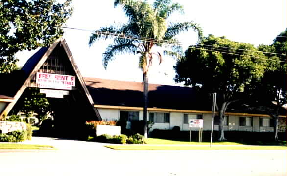 Orange View Villas in Anaheim, CA - Foto de edificio - Building Photo