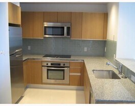 1050 Brickell Ave, Unit 1606 in Miami, FL - Building Photo