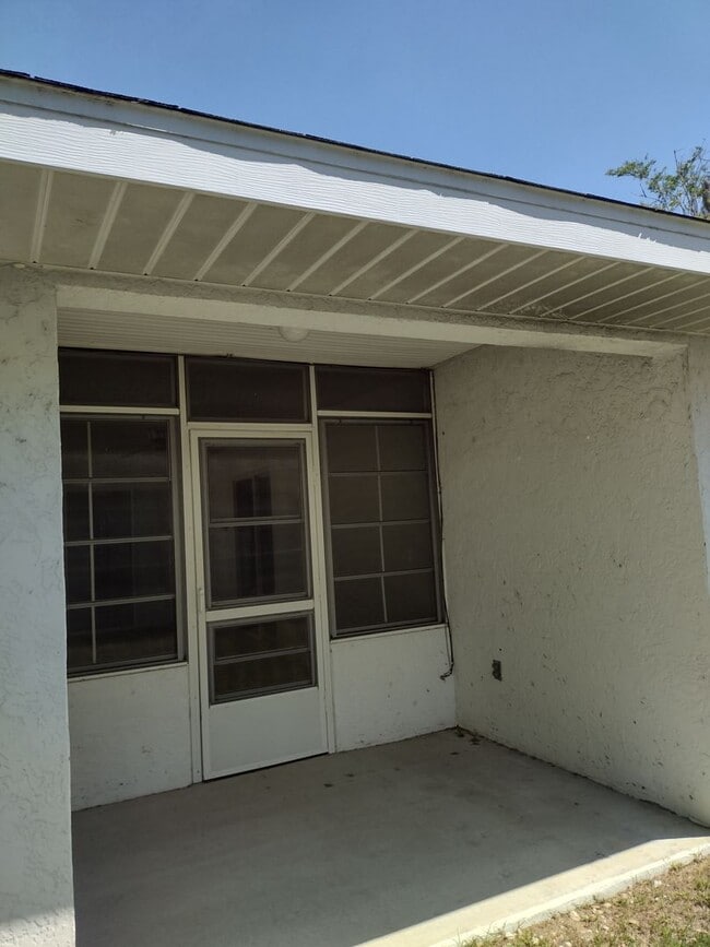 property at 4221 NE 32nd Cir