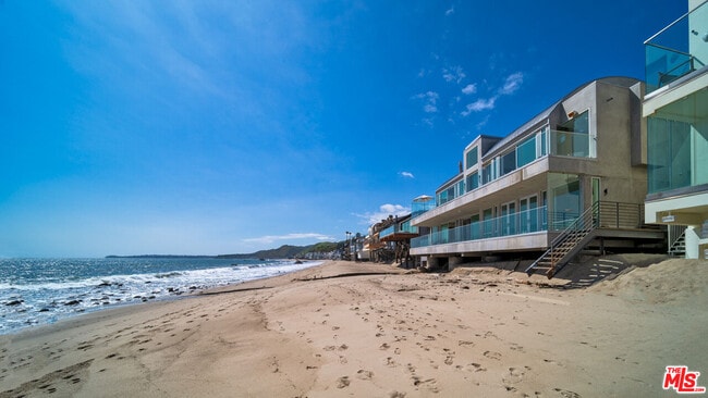 24572 Malibu Rd in Malibu, CA - Building Photo - Building Photo