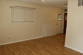 2713 St Edwards Cir in Austin, TX - Building Photo - Building Photo