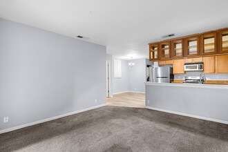 1114 Nord Ave in Chico, CA - Building Photo - Building Photo