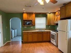 702 Edmunds Ave in Union Beach, NJ - Building Photo